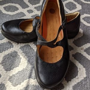 Clarks unstructured leather Mary Jane, guc, size 8